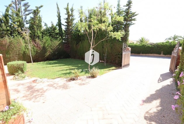 Segunda mano - Villa -
Orihuela Costa - Costa Blanca