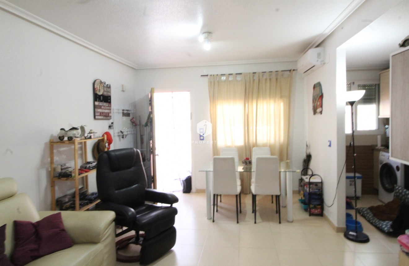 Segunda mano - Apartamento / piso -
Daya Nueva - Costa Blanca