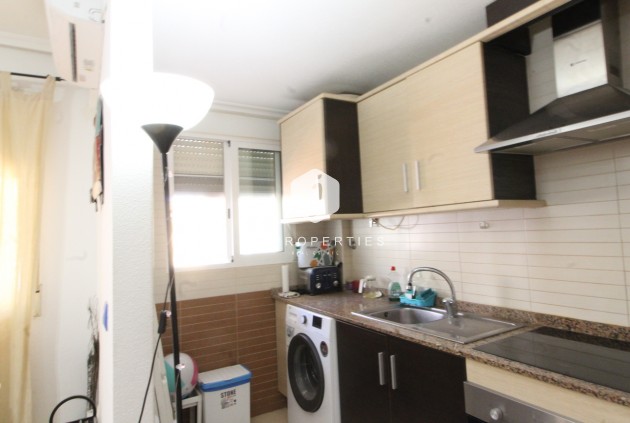 Segunda mano - Apartamento / piso -
Daya Nueva - Costa Blanca