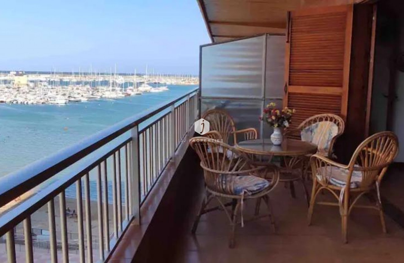 D'occasion - Duplex -
Torrevieja - Playa de los Naufragos