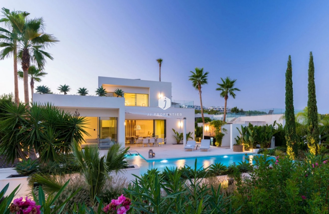 Segunda mano - Villa -
San Miguel de Salinas - Inland