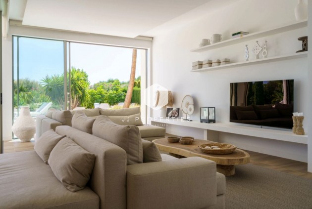 Segunda mano - Villa -
San Miguel de Salinas - Inland