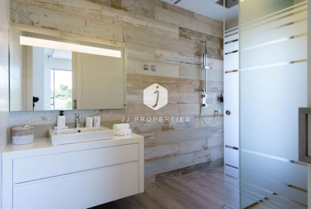 Segunda mano - Villa -
San Miguel de Salinas - Inland