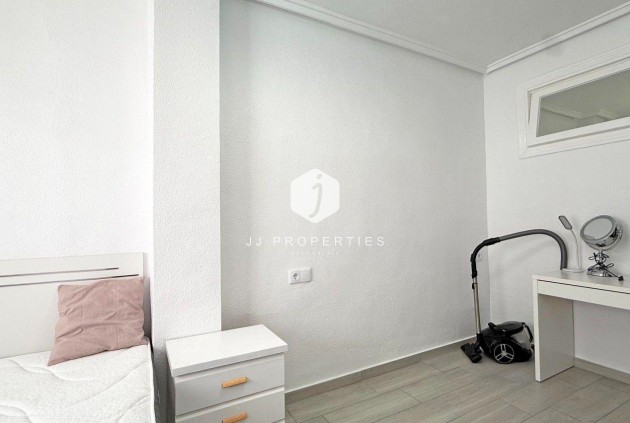 Segunda mano - Apartamento / piso -
Torrevieja - Playa del Cura