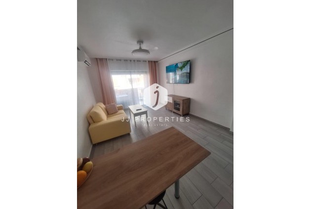 Segunda mano - Apartamento / piso -
Torrevieja - Playa del Cura