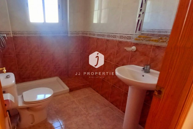 Z drugiej ręki - Szalet -
Torrevieja - Nueva Torrevieja