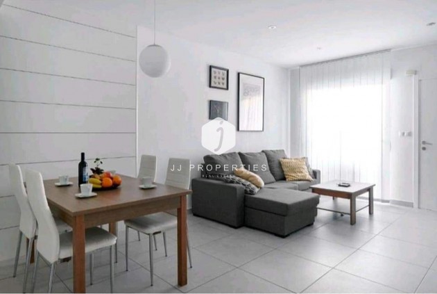 D'occasion - Bungalow -
Torrevieja - Parque Acuático - Sector 25