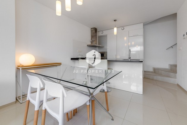 Segunda mano - Chalet -
Torrevieja - Sector 25