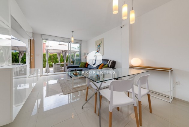 Segunda mano - Chalet -
Torrevieja - Sector 25