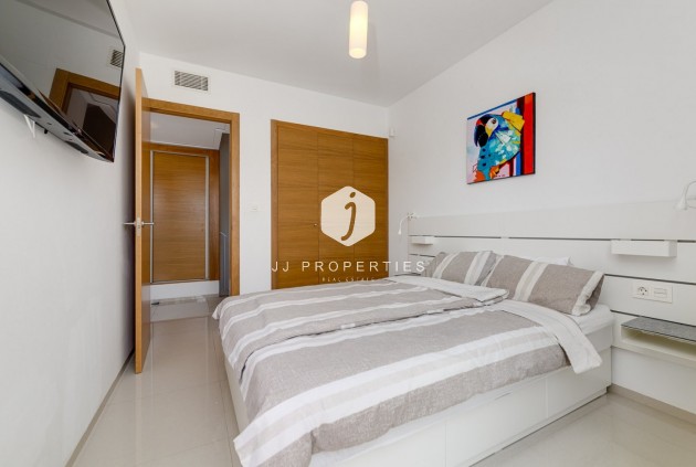 Segunda mano - Chalet -
Torrevieja - Sector 25