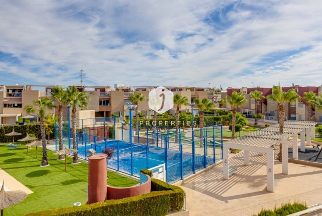 Segunda mano - Chalet -
Torrevieja - Sector 25