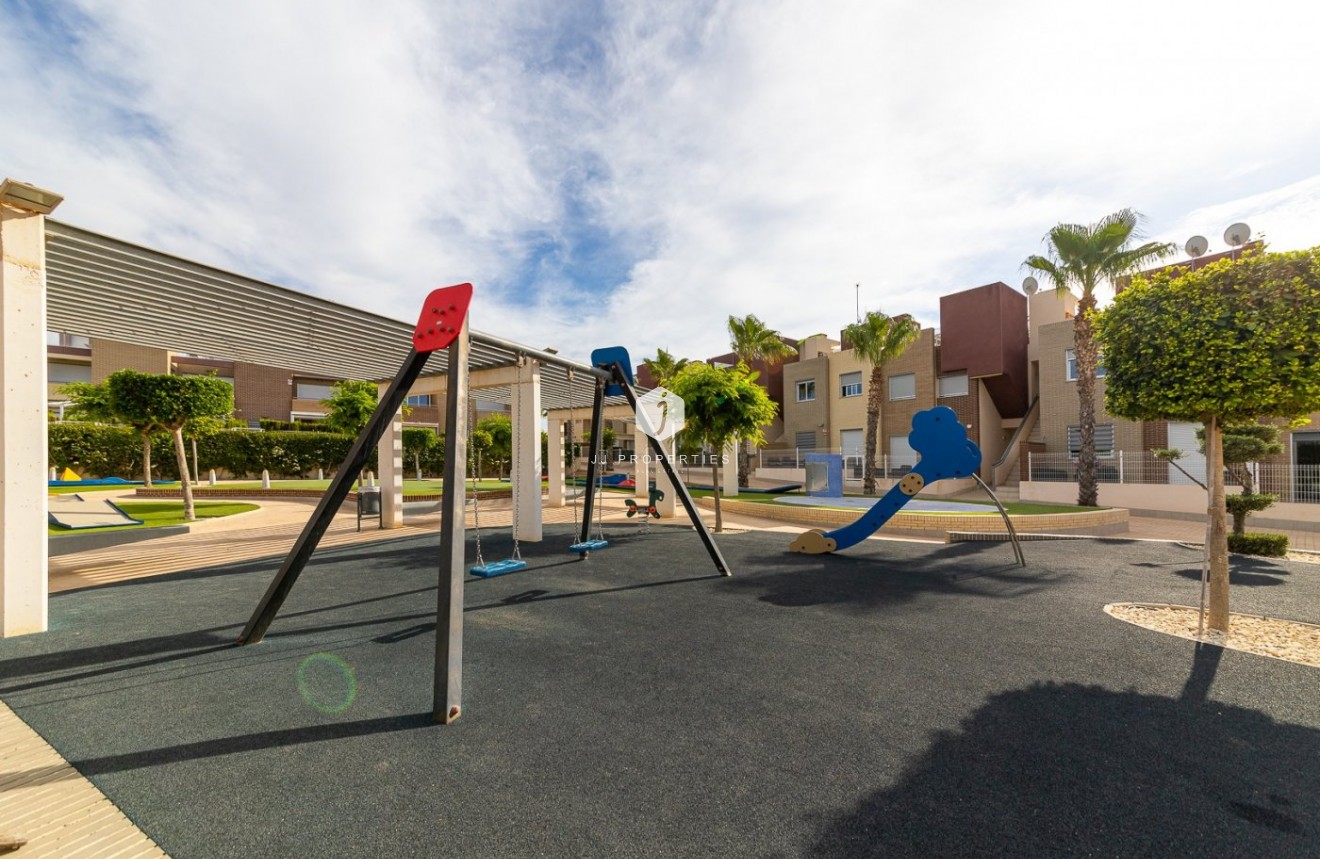 Segunda mano - Chalet -
Torrevieja - Sector 25