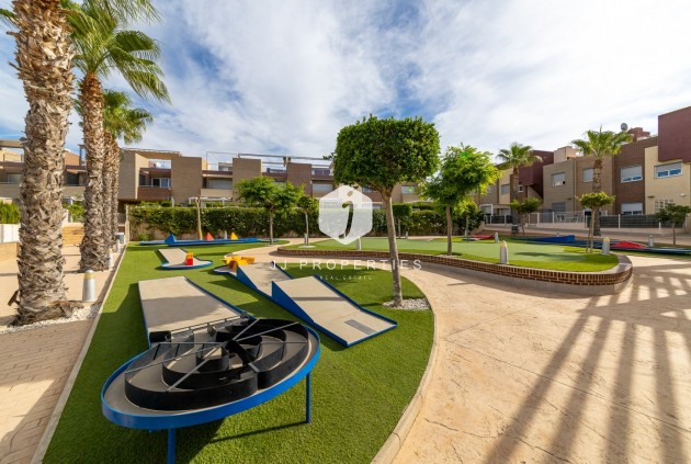 Segunda mano - Chalet -
Torrevieja - Sector 25