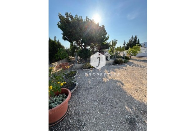 Segunda mano - Villa -
Albatera - Partida Lomas