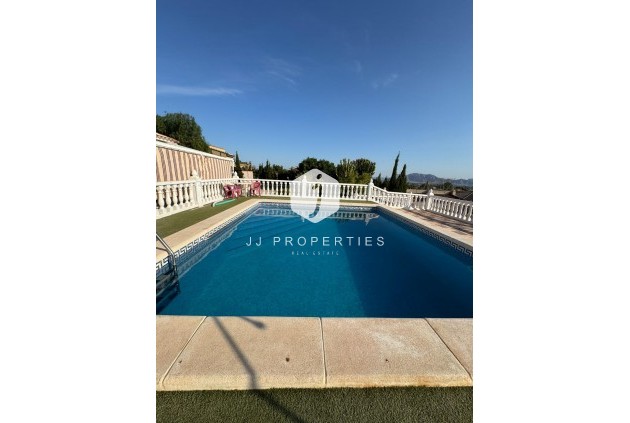 Segunda mano - Villa -
Albatera - Partida Lomas