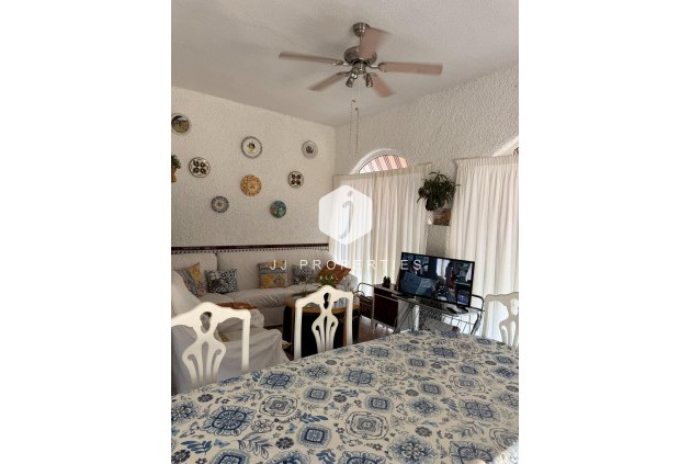 Segunda mano - Villa -
Albatera - Partida Lomas