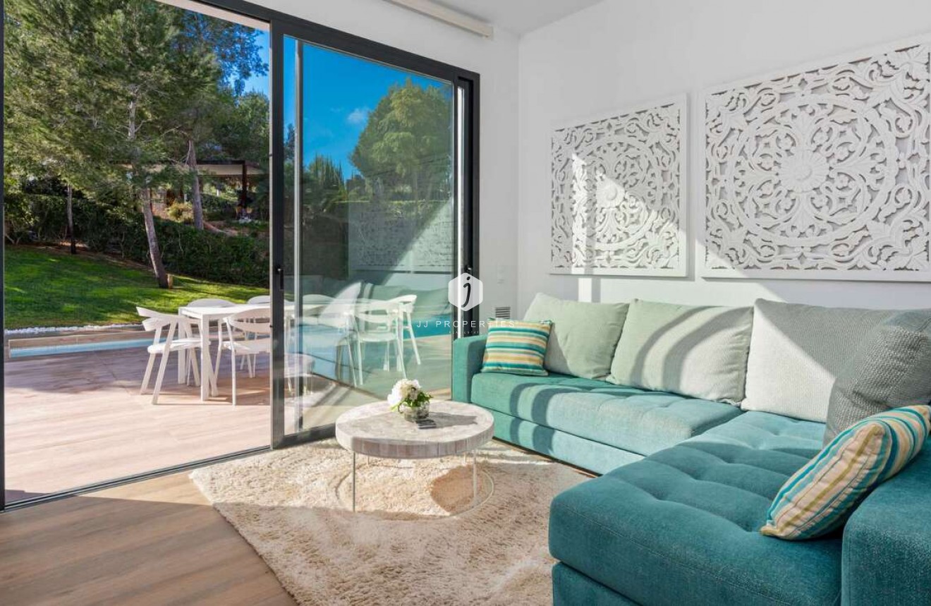 D'occasion - Villa -
Orihuela Costa - Costa Blanca