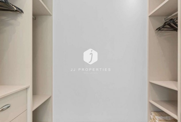 D'occasion - Villa -
Orihuela Costa - Costa Blanca