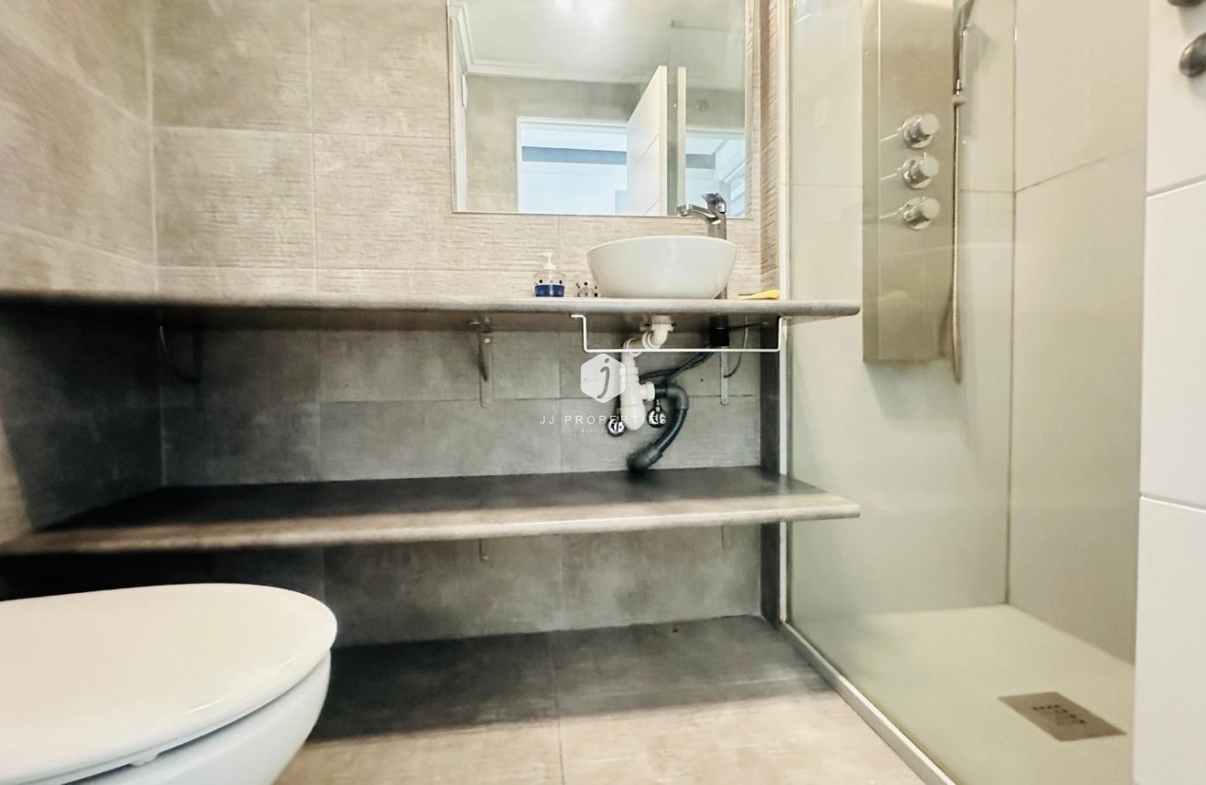 Segunda mano - Ático -
Torrevieja - Playa del Cura