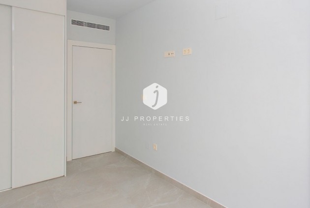 D'occasion - Appartement -
Torrevieja - Costa Blanca