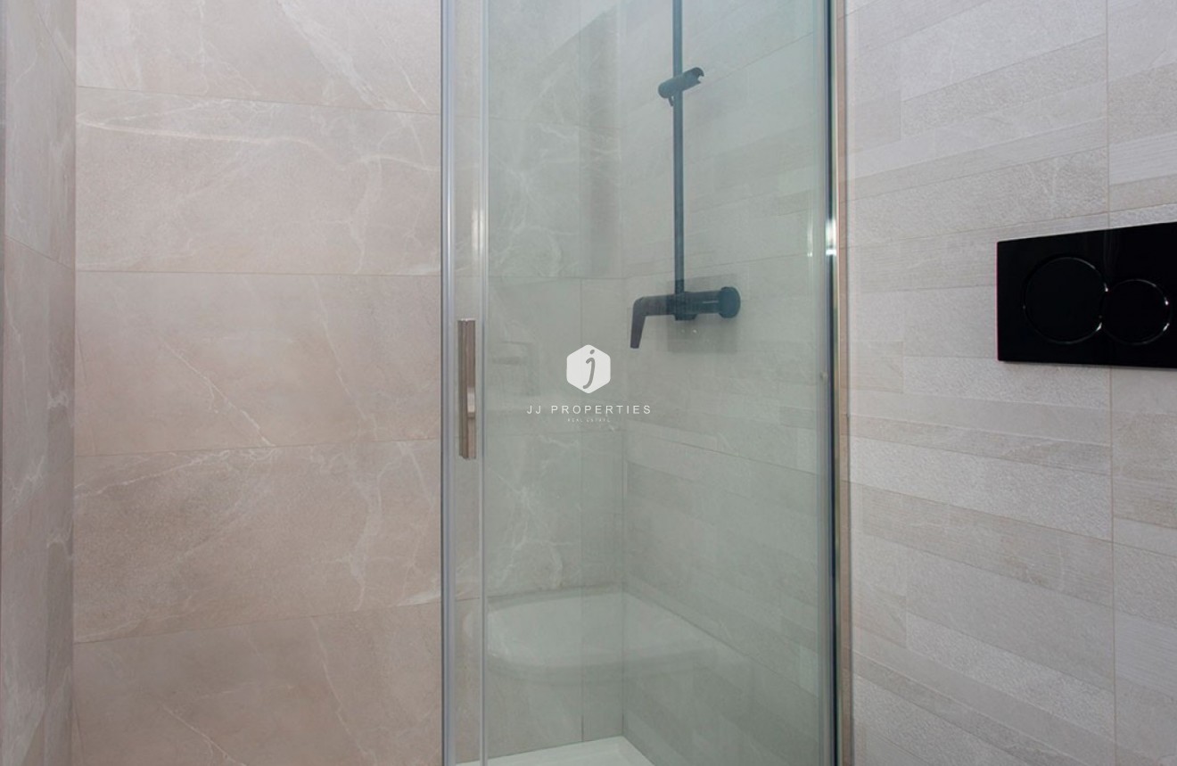 D'occasion - Appartement -
Torrevieja - Costa Blanca