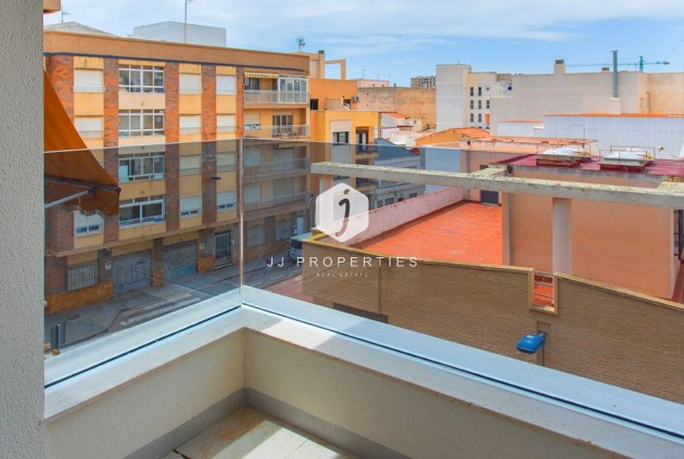 D'occasion - Appartement -
Torrevieja - Costa Blanca