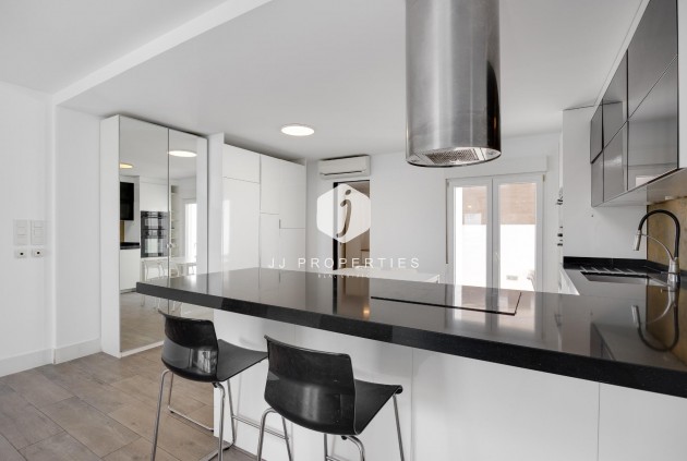 Segunda mano - Villa -
Torrevieja - aguas nuevas