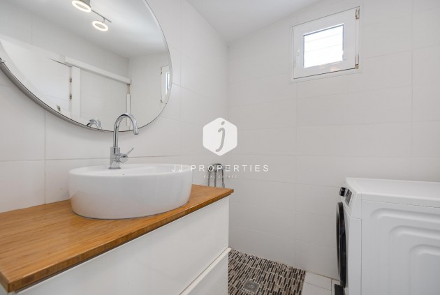 Segunda mano - Villa -
Torrevieja - aguas nuevas