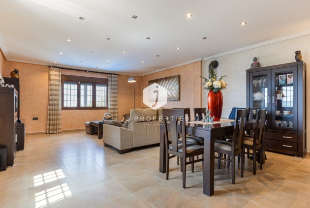 Segunda mano - Villa -
Los Montesinos - Costa Blanca