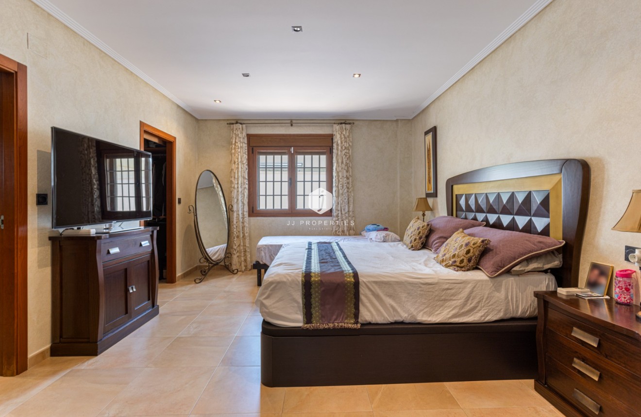 Segunda mano - Villa -
Los Montesinos - Costa Blanca