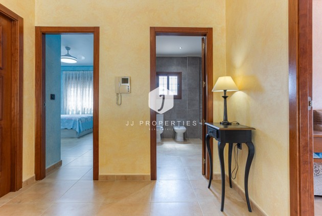 Segunda mano - Villa -
Los Montesinos - Costa Blanca