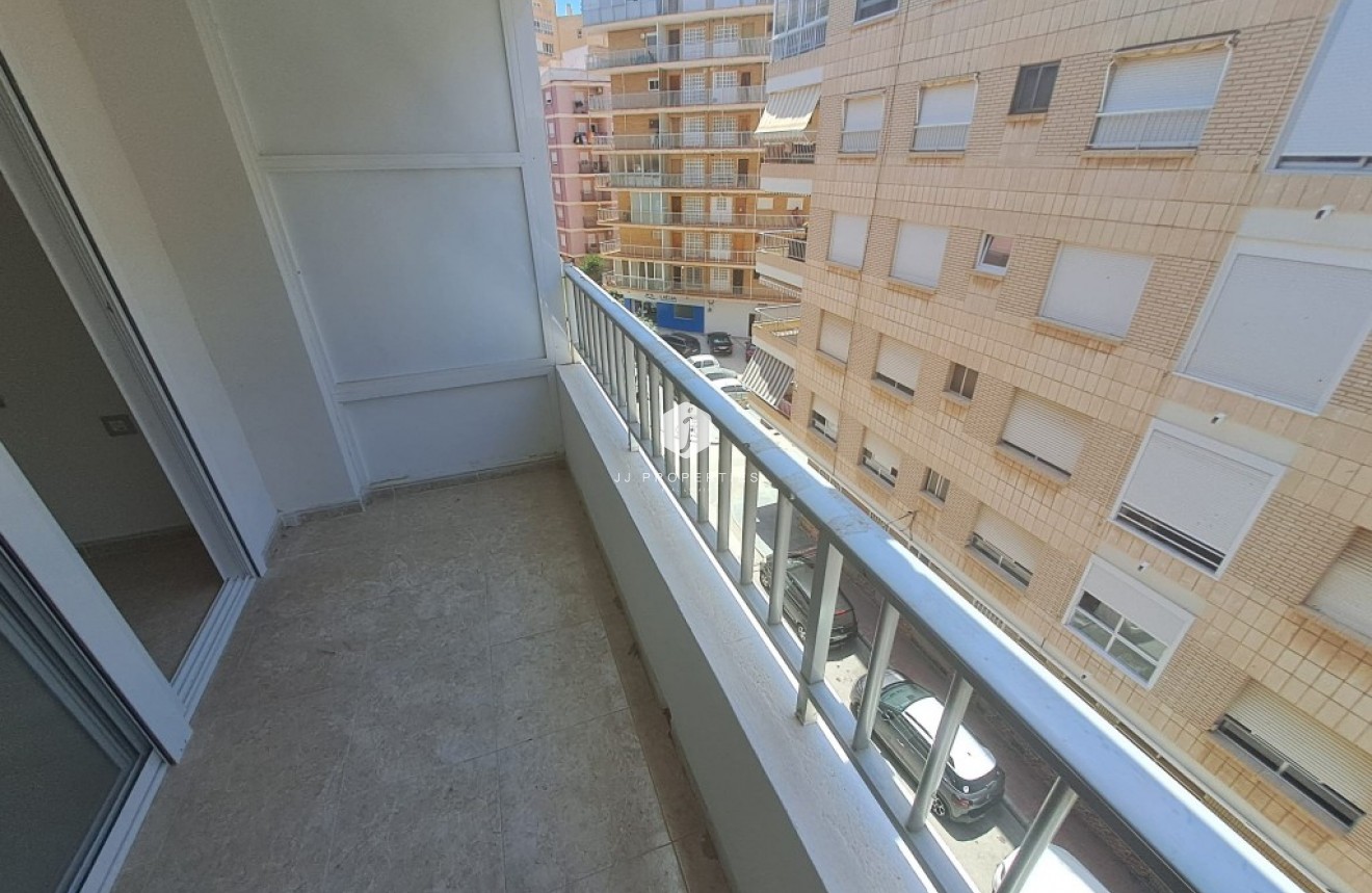 Segunda mano - Apartamento / piso -
Playa del Cura - Costa Blanca