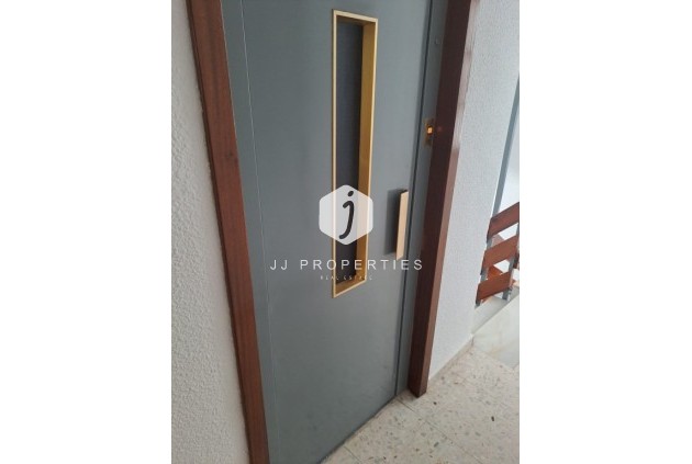 Segunda mano - Apartamento / piso -
Playa del Cura - Costa Blanca