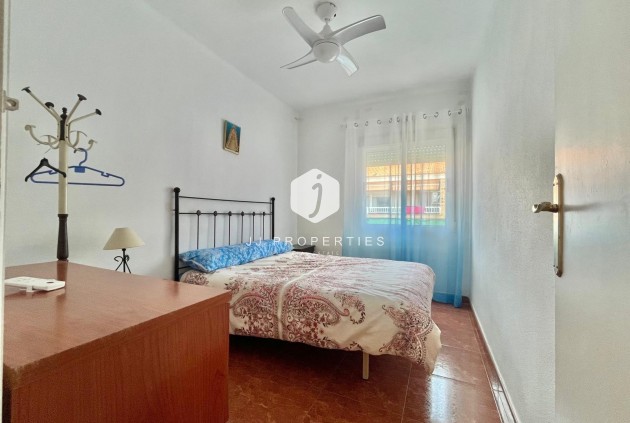 Segunda mano - Apartamento / piso -
Torrevieja - Estacion de autobuses