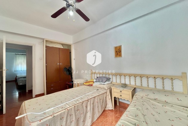 Segunda mano - Apartamento / piso -
Torrevieja - Estacion de autobuses