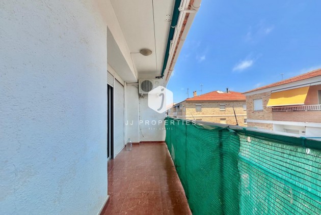 Segunda mano - Apartamento / piso -
Torrevieja - Estacion de autobuses