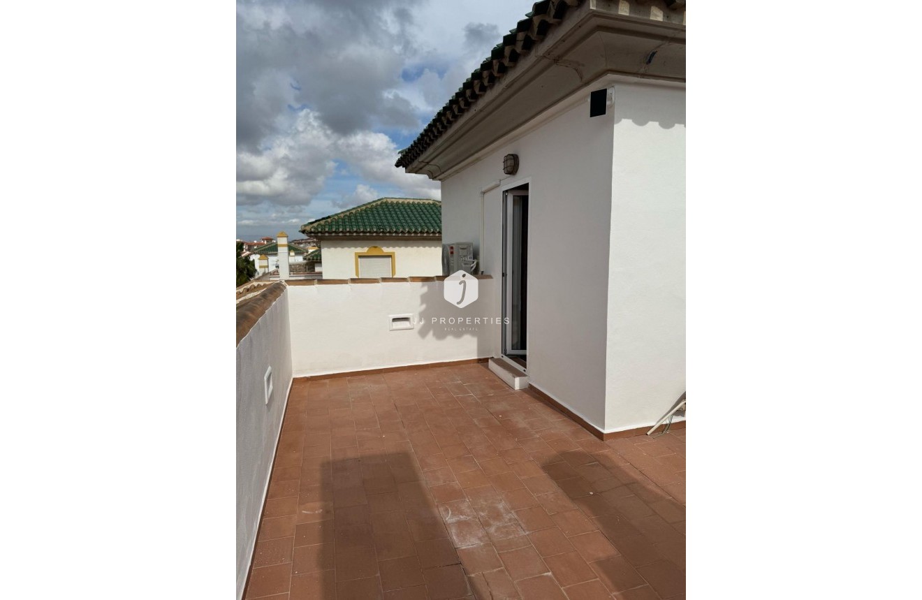 Segunda mano - Bungalow -
Torrevieja - Cañada Del Molino