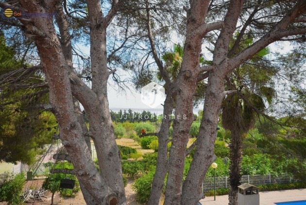 Segunda mano - Villa -
Torrevieja - Los Balcones