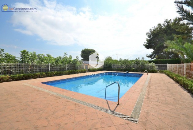 Segunda mano - Villa -
Torrevieja - Los Balcones