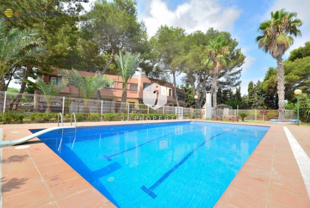 Segunda mano - Villa -
Torrevieja - Los Balcones