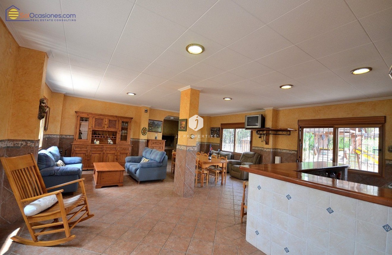 Segunda mano - Villa -
Torrevieja - Los Balcones