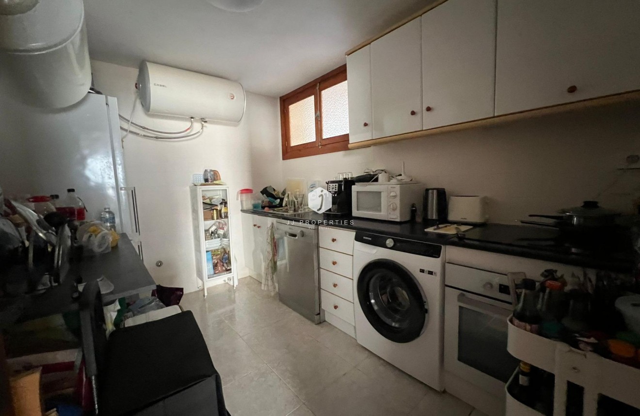 Aus zweiter Hand - Villa -
Orihuela Costa - Campoamor