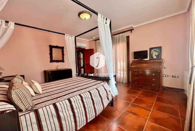 Segunda mano - Villa -
Rojales - La Vega Baja