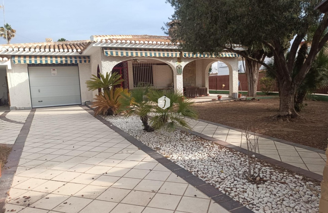 Segunda mano - Villa -
Orihuela Costa - Campoamor