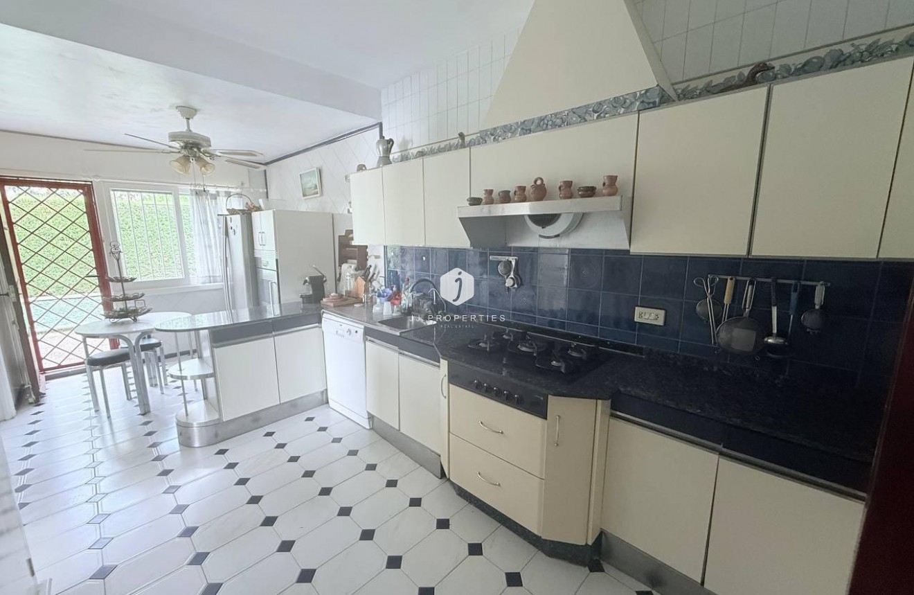 Segunda mano - Villa -
Orihuela Costa - Campoamor