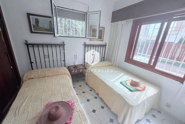 Segunda mano - Villa -
Orihuela Costa - Campoamor