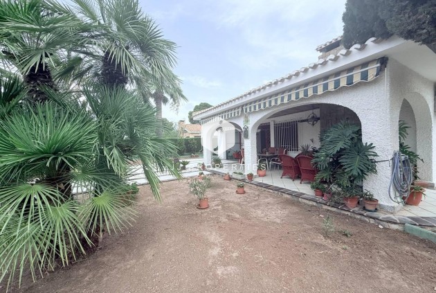 Segunda mano - Villa -
Orihuela Costa - Campoamor