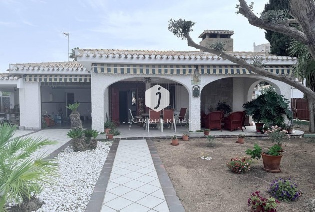 Segunda mano - Villa -
Orihuela Costa - Campoamor