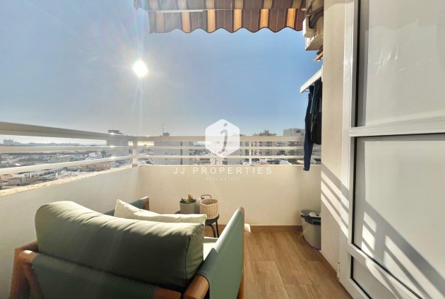 Segunda mano - Apartamento / piso -
Torrevieja - Calas blanca