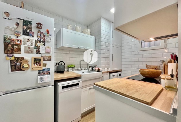 Segunda mano - Apartamento / piso -
Torrevieja - Calas blanca